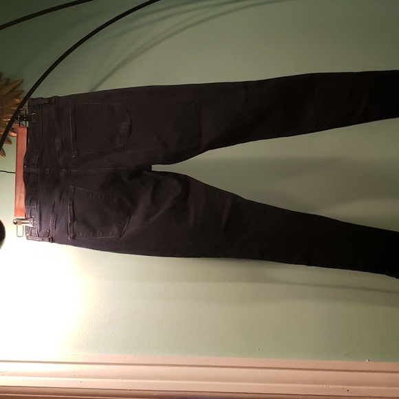 Universal Threads Skinny Jeans - Picture 5 of 6